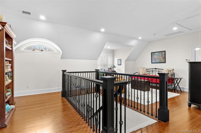 360 Masters Road, Laurel, NY 11948