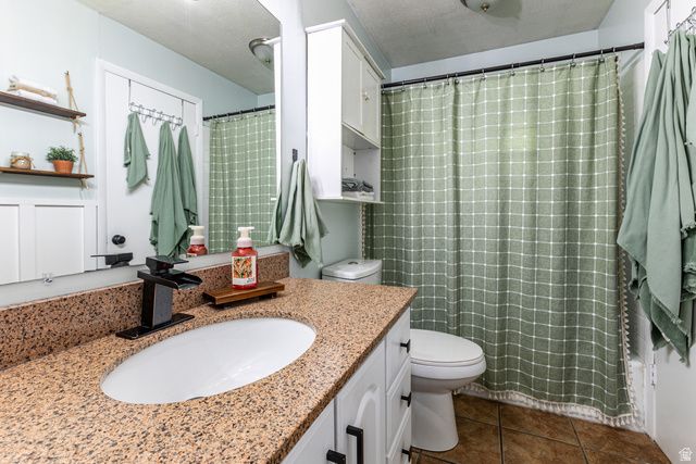 2063 W CHATEAU AVE, Taylorsville, UT 84129