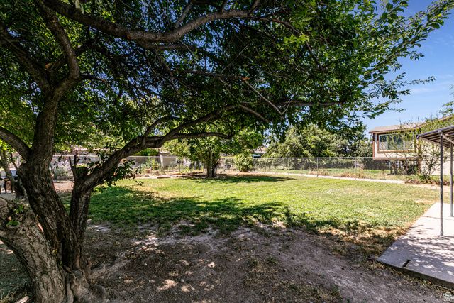 2063 W CHATEAU AVE, Taylorsville, UT 84129