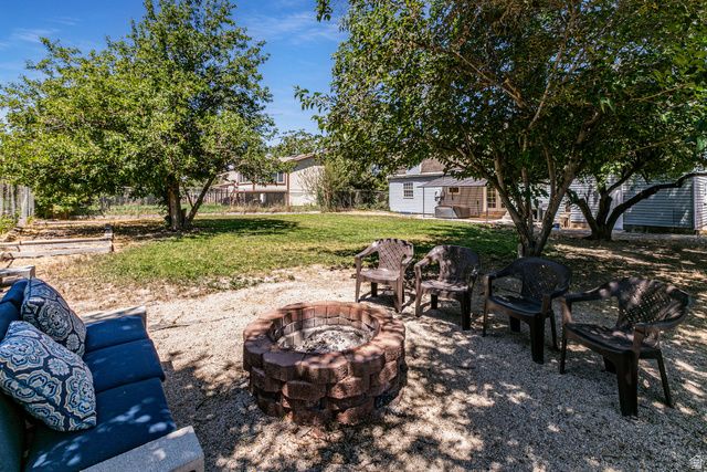 2063 W CHATEAU AVE, Taylorsville, UT 84129