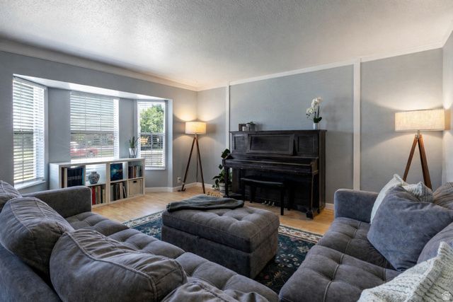 2063 W CHATEAU AVE, Taylorsville, UT 84129