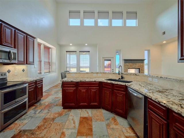 11718 Casadores Lane, Needville, TX 77461