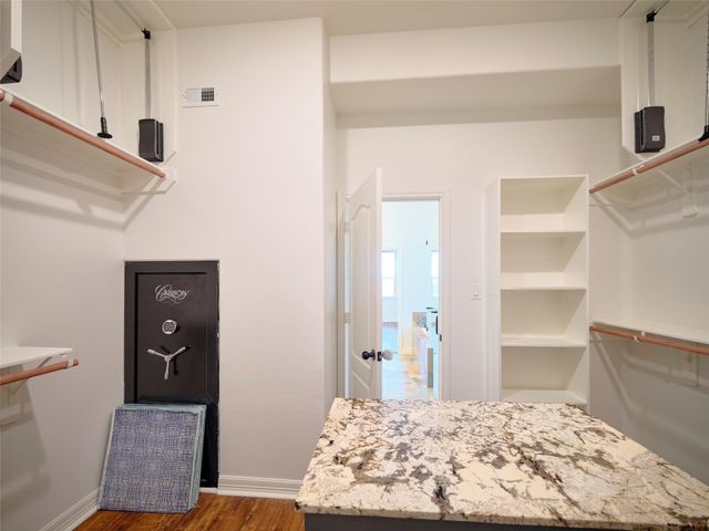 11718 Casadores Lane, Needville, TX 77461