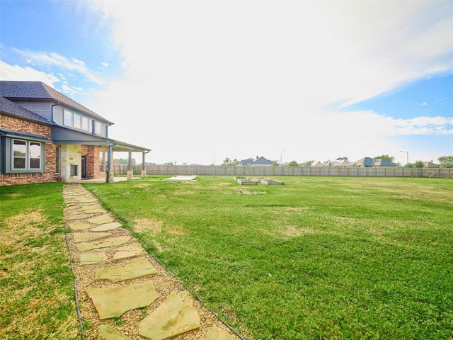 11718 Casadores Lane, Needville, TX 77461