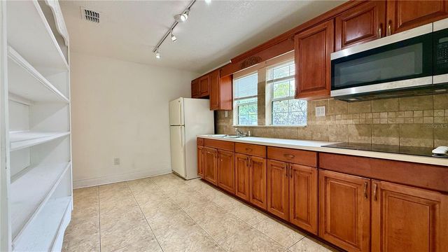 1700 BRYANT STREET, Kissimmee, FL 34746