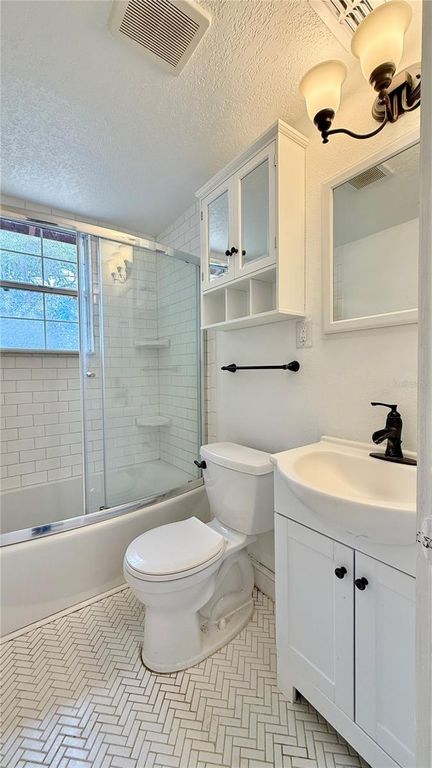 Image 28 of property listing at 1700 BRYANT STREET, Kissimmee, FL 34746