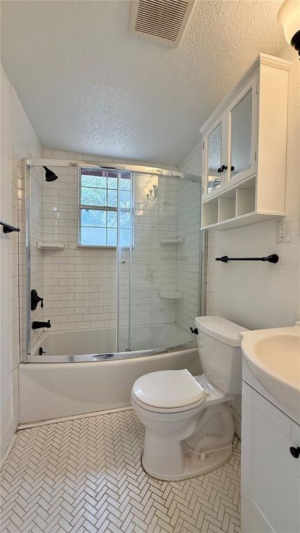 Image 29 of property listing at 1700 BRYANT STREET, Kissimmee, FL 34746