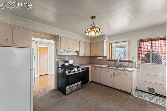 305 W Brookside Street, Colorado Springs, CO 80905