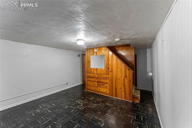 305 W Brookside Street, Colorado Springs, CO 80905