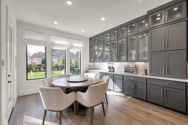 212 S Empress Green Place Place, Montgomery, TX 77316