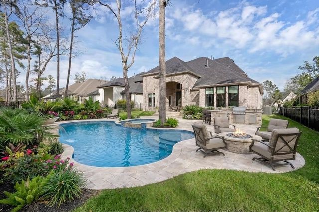 212 S Empress Green Place Place, Montgomery, TX 77316