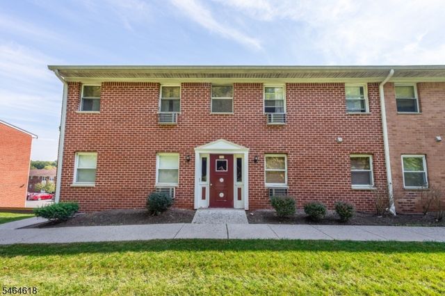 100 Pierson Miller Dr D12 12, Pompton Lakes Boro, NJ 07442