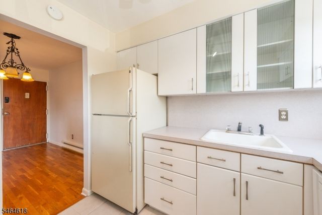 100 Pierson Miller Dr D12 12, Pompton Lakes Boro, NJ 07442