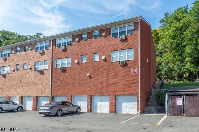 100 Pierson Miller Dr D12 12, Pompton Lakes Boro, NJ 07442