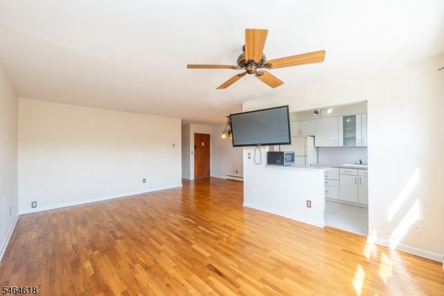 100 Pierson Miller Dr D12 12, Pompton Lakes Boro, NJ 07442