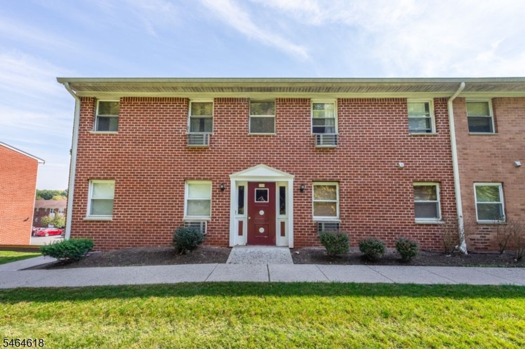 100 Pierson Miller Dr D12 12, Pompton Lakes Boro, NJ 07442 — photo 2