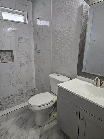 254 Maple Lane, Conroe, TX 77304