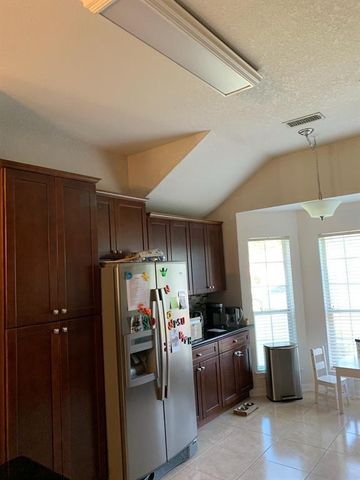 254 Maple Lane, Conroe, TX 77304