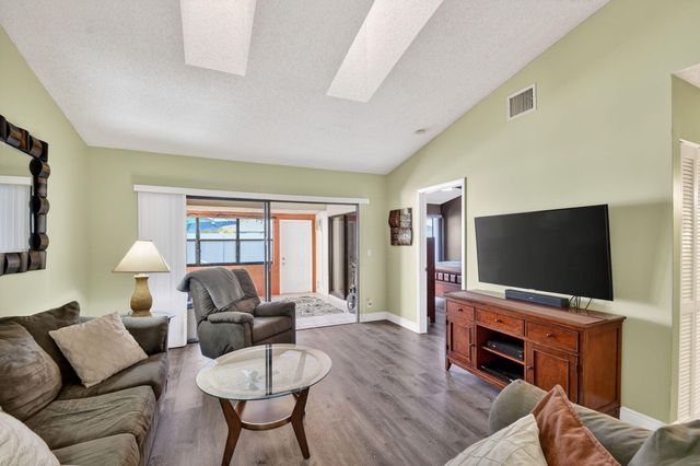 4470 Feivel Road 33, West Palm Beach, FL 33417