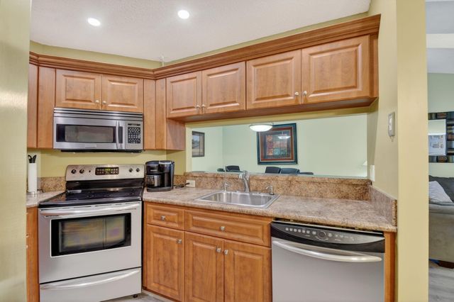 4470 Feivel Road 33, West Palm Beach, FL 33417