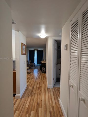 10120 Sunrise Lakes Blvd 110, Sunrise, FL 33322