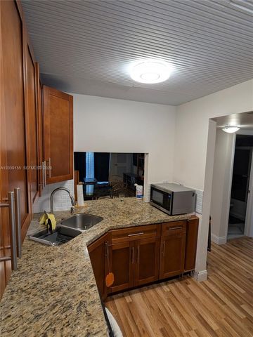 10120 Sunrise Lakes Blvd 110, Sunrise, FL 33322