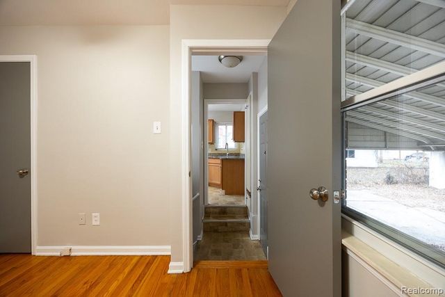 11755 Farley, Redford Charter Township, MI 48239