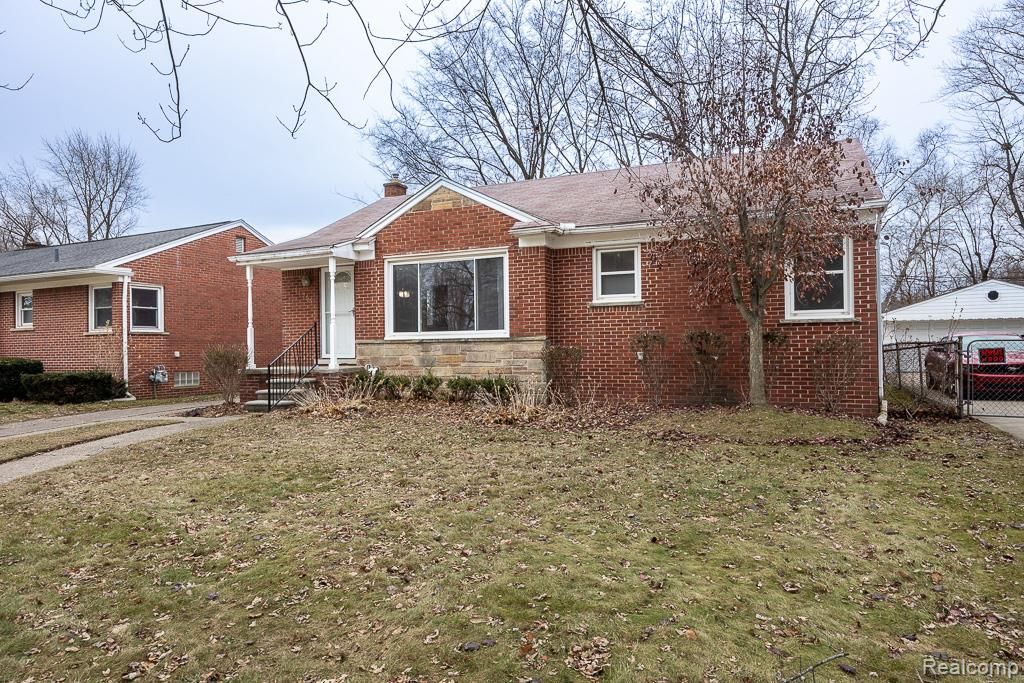 11755 Farley, Redford Charter Township, MI 48239