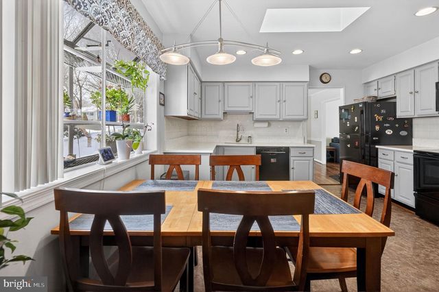 1860 YEOMAN CT, Crofton, MD 21114