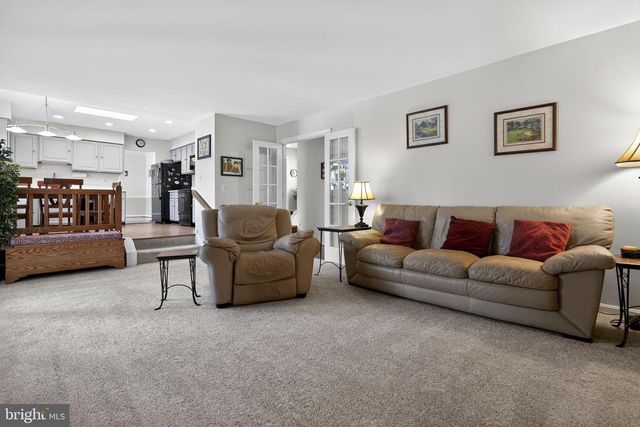 1860 YEOMAN CT, Crofton, MD 21114