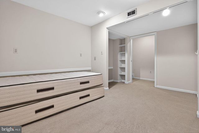 1860 YEOMAN CT, Crofton, MD 21114