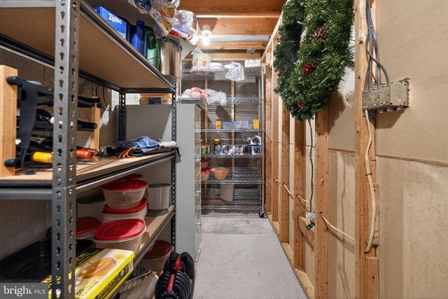 1860 YEOMAN CT, Crofton, MD 21114