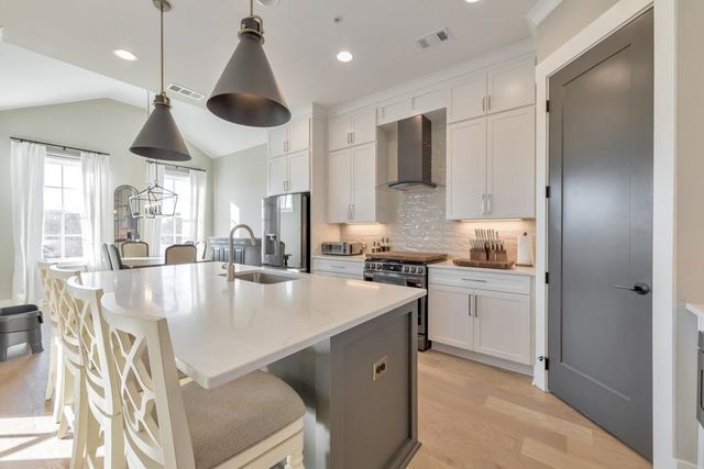 616 Brashy Street, Woodstock, GA 30188