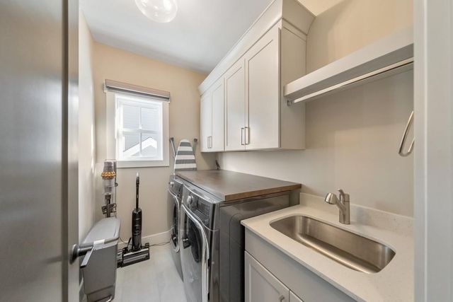 616 Brashy Street, Woodstock, GA 30188