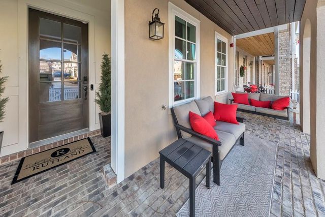 616 Brashy Street, Woodstock, GA 30188