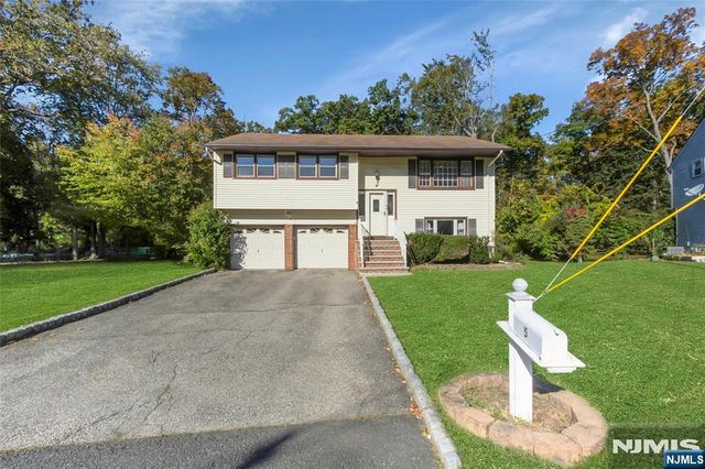 5 Downstream Drive, Mount Olive Township, NJ 07836