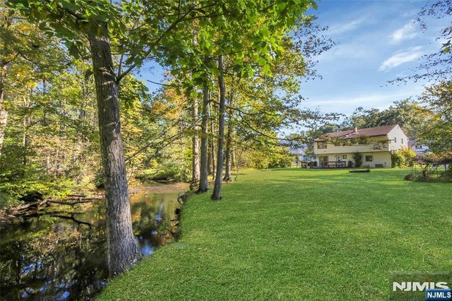 5 Downstream Drive, Mount Olive Township, NJ 07836