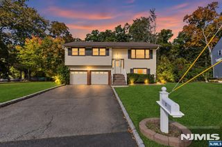 5 Downstream Drive, Mount Olive Township, NJ 07836