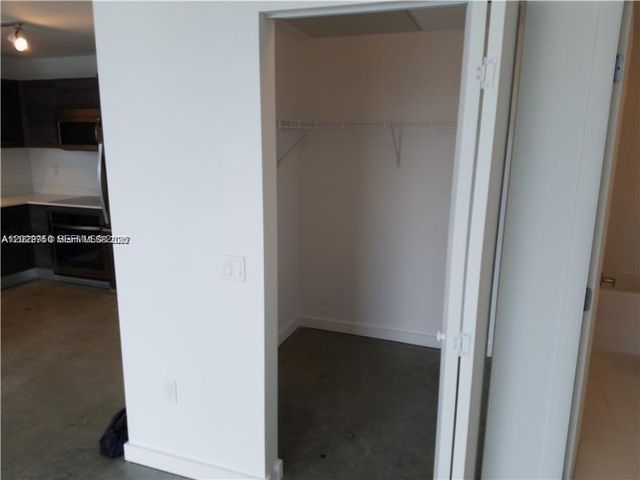 151 SE 1st St 3207, Miami, FL 33131