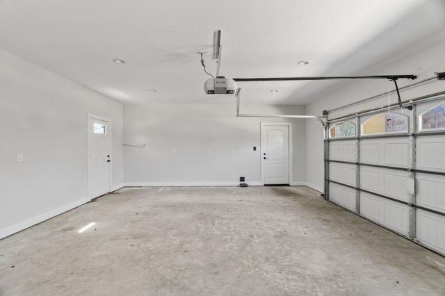 110 Chaumont ST, Kingsland, TX 78639