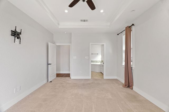 110 Chaumont ST, Kingsland, TX 78639