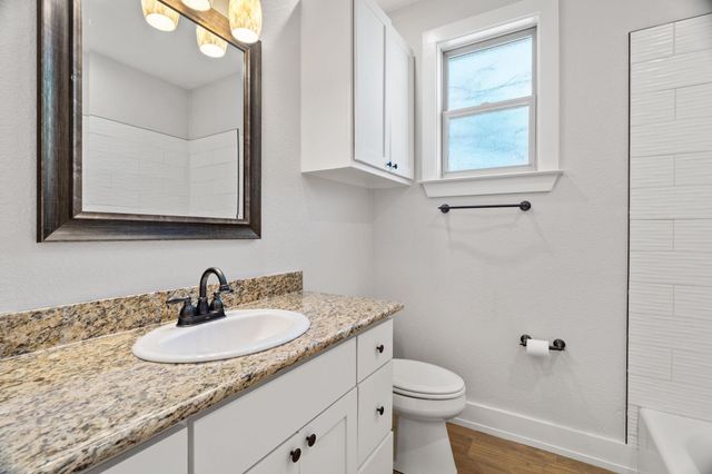 110 Chaumont ST, Kingsland, TX 78639