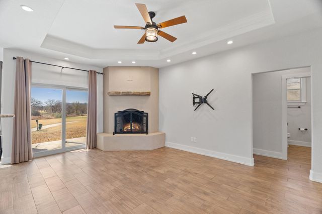 110 Chaumont ST, Kingsland, TX 78639