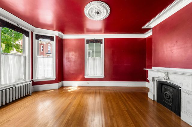 154 High St, Newburyport, MA 01950