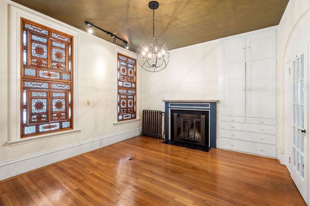 154 High St, Newburyport, MA 01950