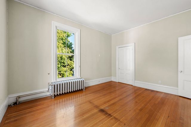 154 High St, Newburyport, MA 01950