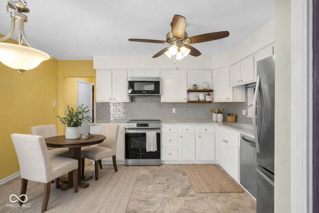 8880 Burwick Drive, Indianapolis, IN 46256