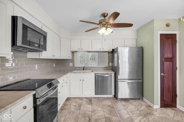 8880 Burwick Drive, Indianapolis, IN 46256