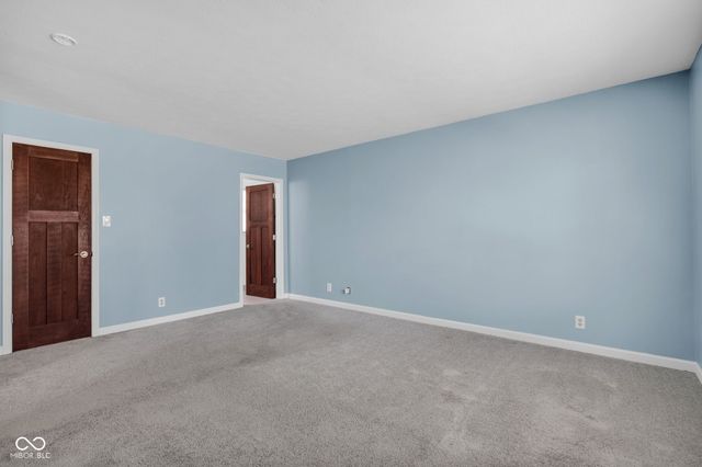 8880 Burwick Drive, Indianapolis, IN 46256