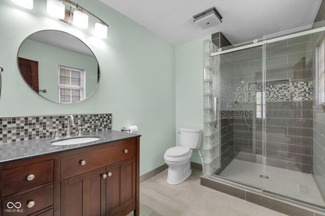 8880 Burwick Drive, Indianapolis, IN 46256